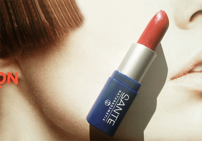 Lipstick Swatches - Red Sante 08 Organic Blogger Deep Beauty